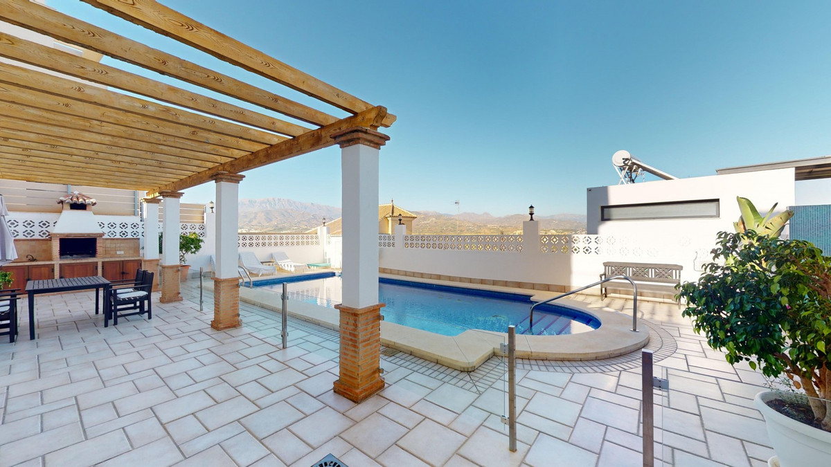 3 Bed Townhouse for sale in Torre Del Mar Costa Del Sol East, Málaga, Spain