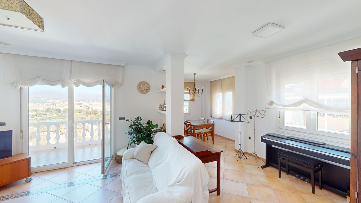 3 Bed Townhouse for sale in Torre Del Mar Costa Del Sol East, Málaga, Spain