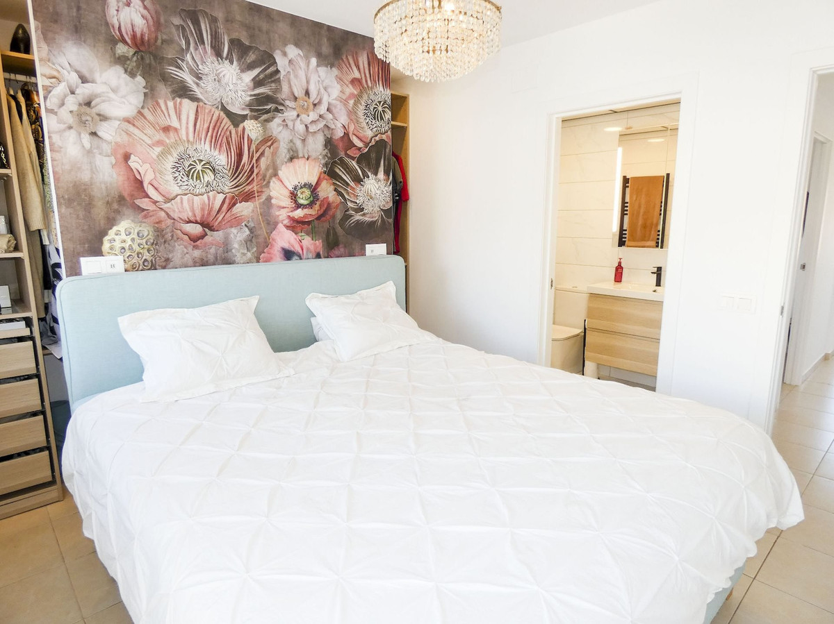 Se vende Villa - Chalet de 5 dormitorios en Costa Blanca, Alicante, España