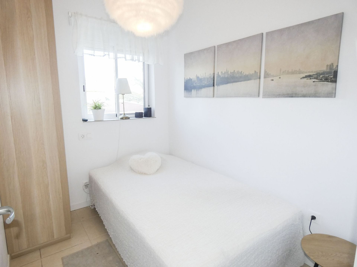 Se vende Villa - Chalet de 5 dormitorios en Costa Blanca, Alicante, España