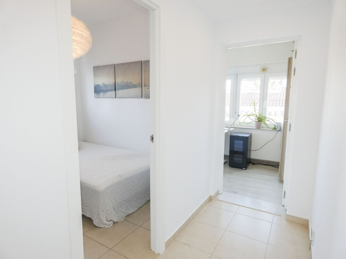 Se vende Villa - Chalet de 5 dormitorios en Costa Blanca, Alicante, España