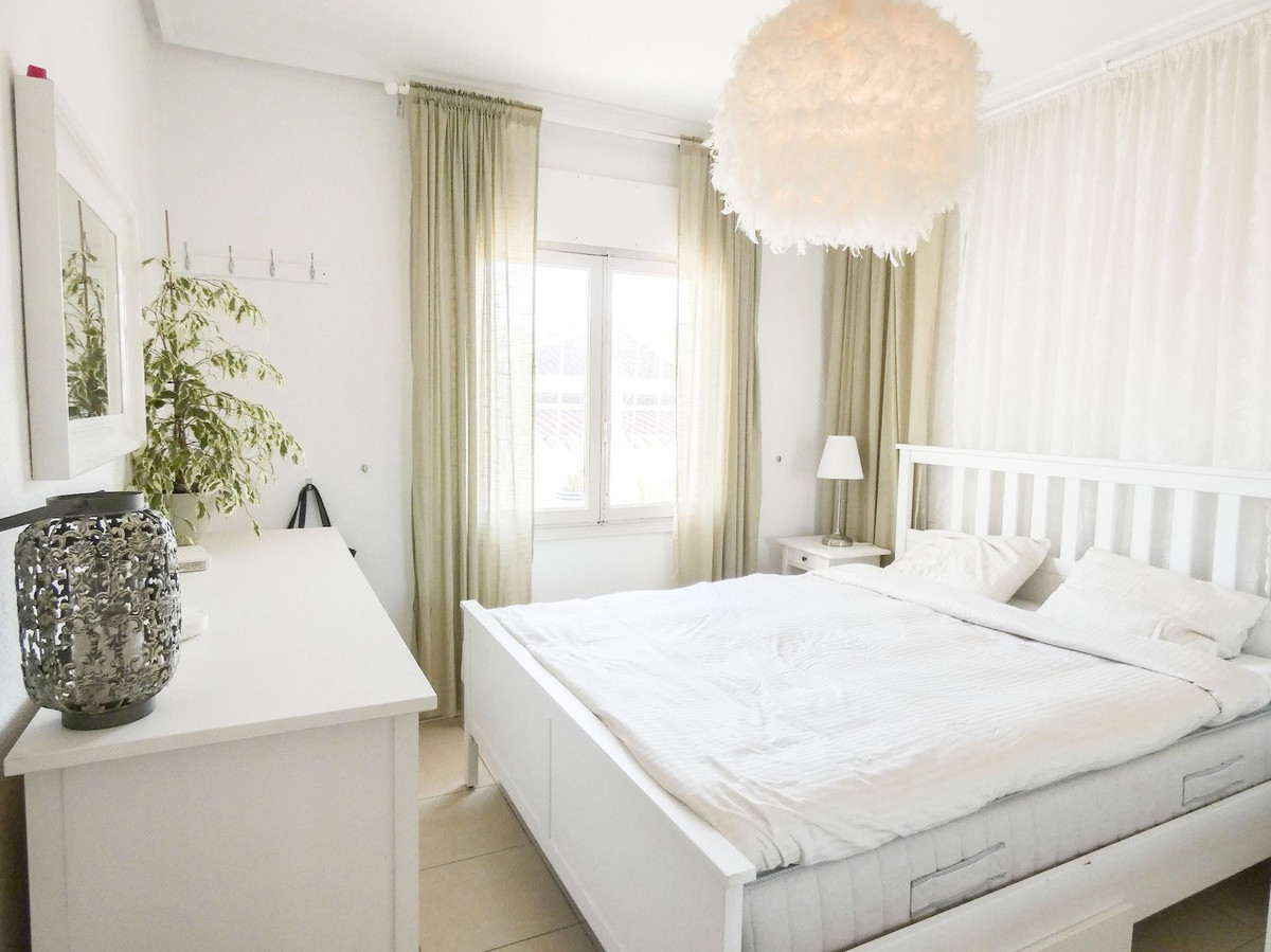 Se vende Villa - Chalet de 5 dormitorios en Costa Blanca, Alicante, España