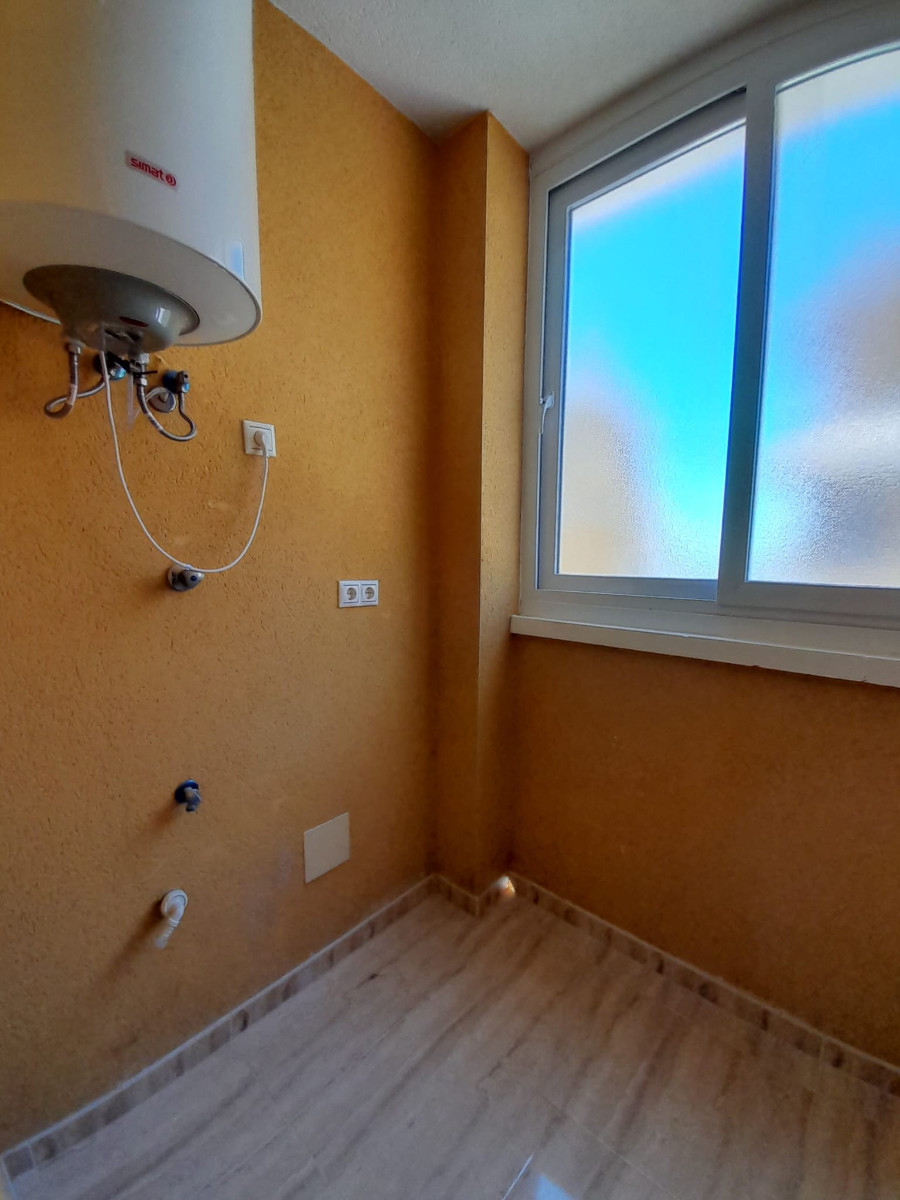 Se vende Villa - Chalet de 3 dormitorios en Costa Blanca, Alicante, España