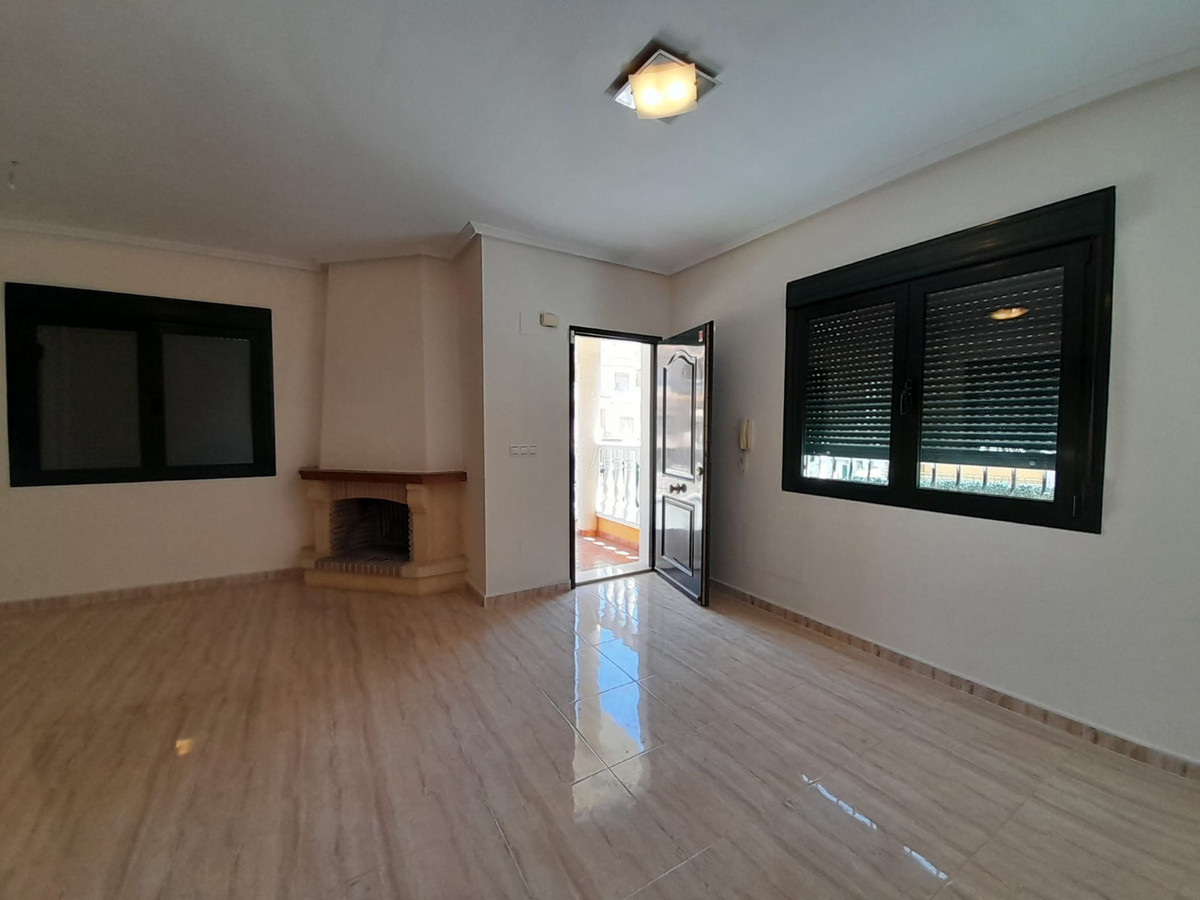 Se vende Villa - Chalet de 3 dormitorios en Costa Blanca, Alicante, España