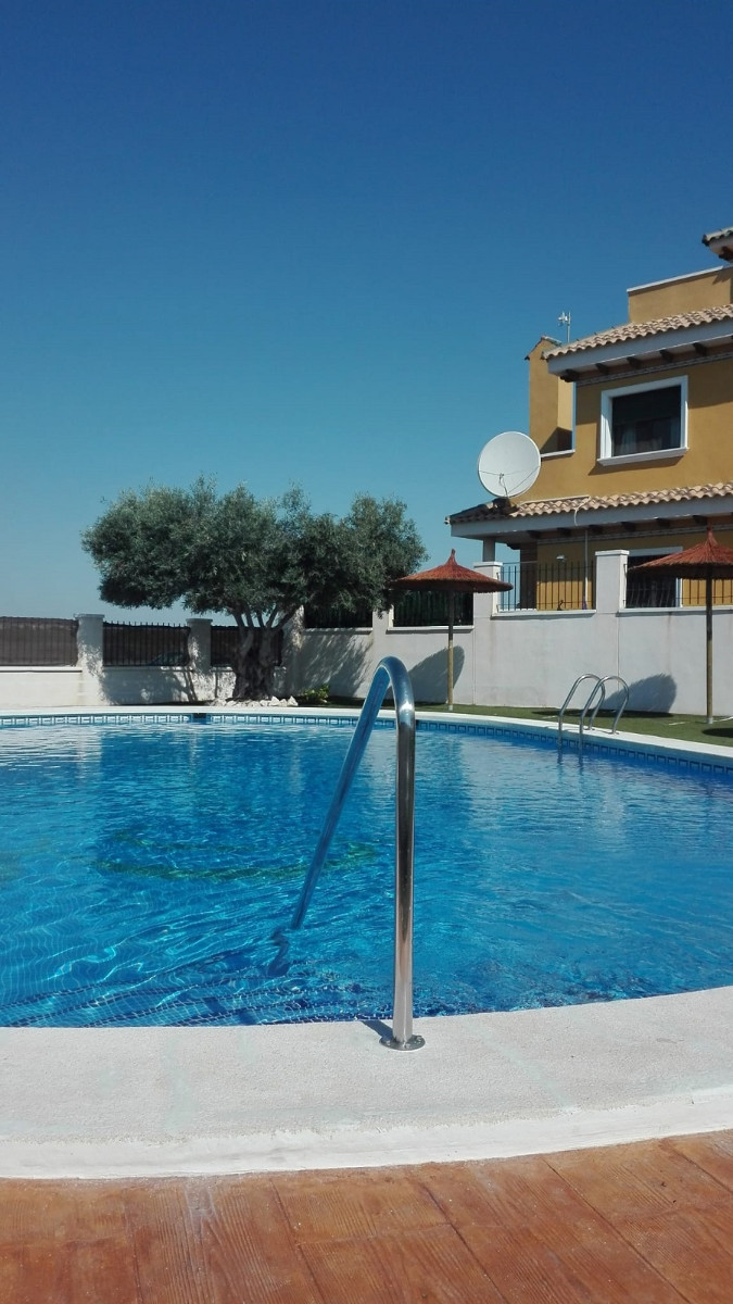 Se vende Villa - Chalet de 3 dormitorios en Costa Blanca, Alicante, España