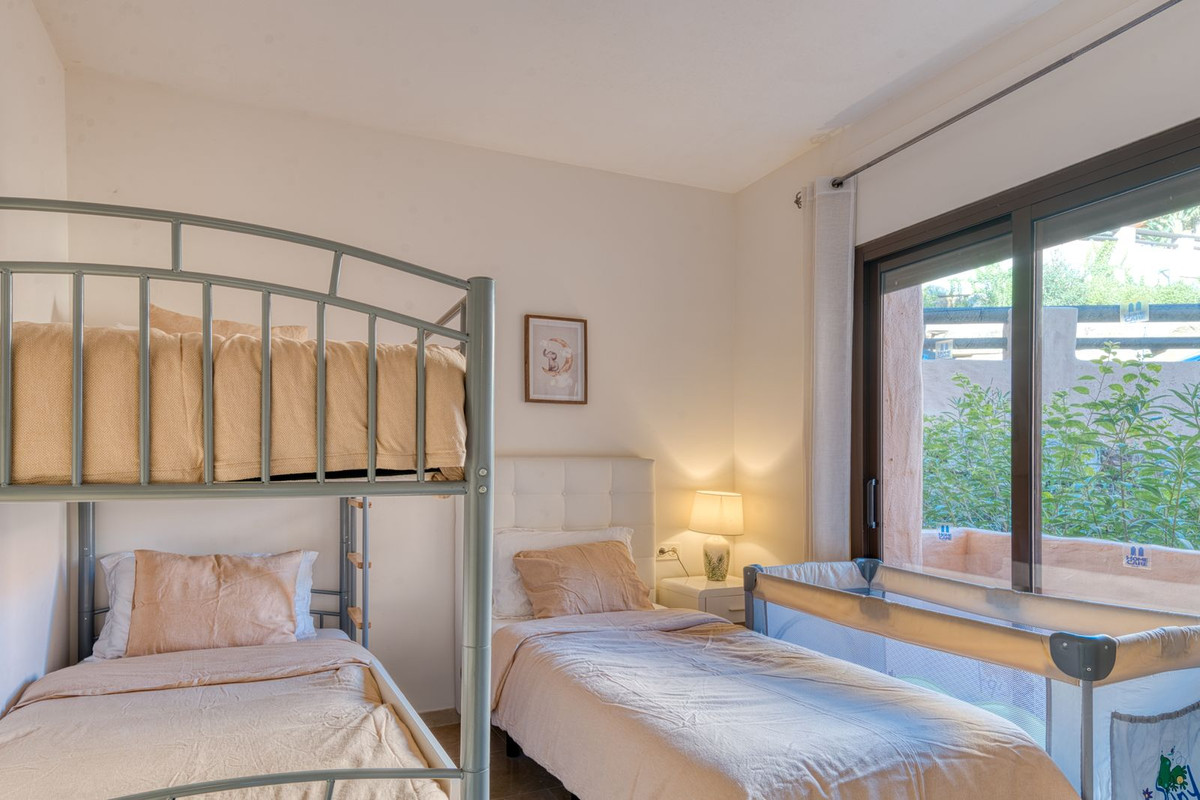 3 Bed Apartment for sale in La Duquesa Costa Del Sol, Málaga, Spain