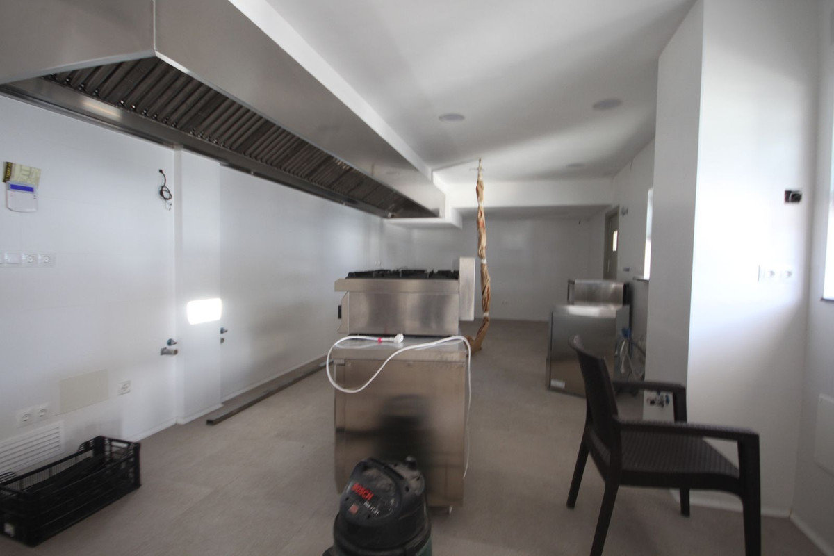3 Bed Townhouse for sale in Elviria Costa Del Sol, Málaga, Spain