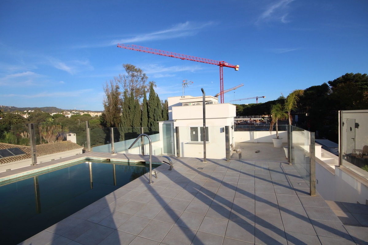 3 Bed Townhouse for sale in Elviria Costa Del Sol, Málaga, Spain