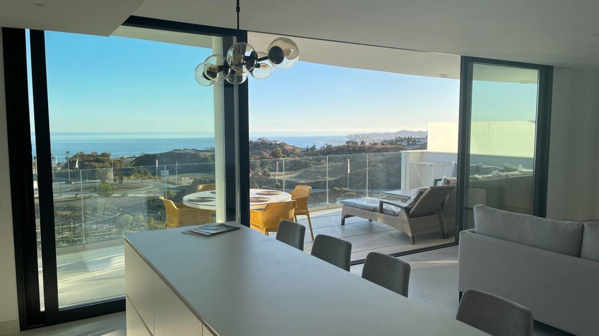 2 Bed Apartment for sale in Fuengirola Costa Del Sol, Málaga, Spain