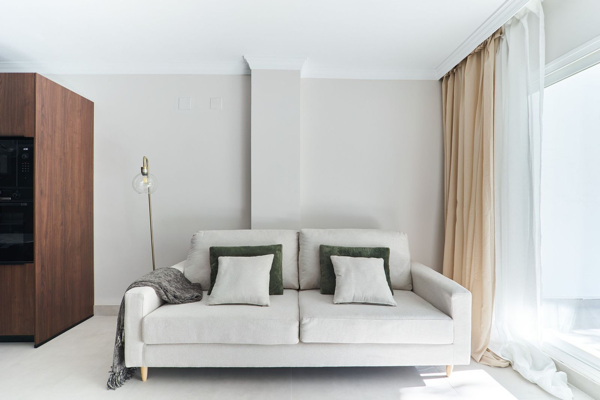 3 Bed Apartment for sale in San Pedro De Alcántara Costa Del Sol, Málaga, Spain