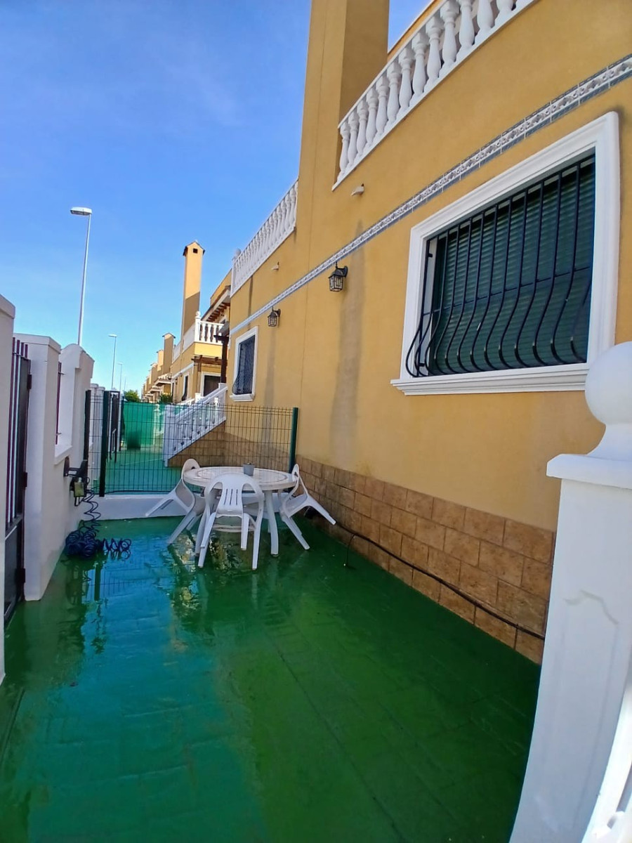 Se vende Adosada de 3 dormitorios en Costa Blanca, Alicante, España