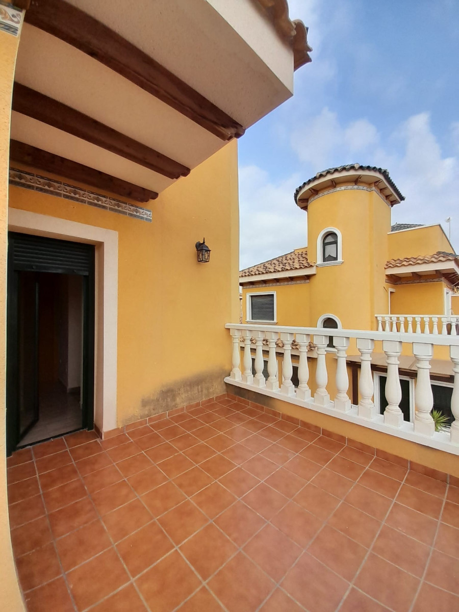 Se vende Adosada de 3 dormitorios en Costa Blanca, Alicante, España