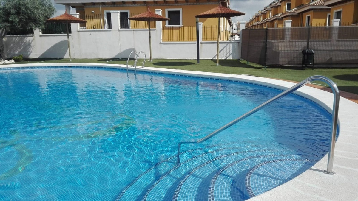 Se vende Adosada de 3 dormitorios en Costa Blanca, Alicante, España