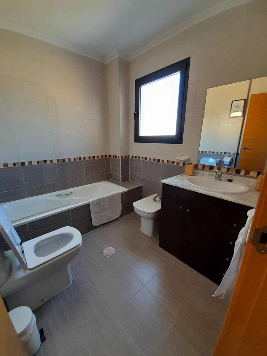 Se vende Adosada de 3 dormitorios en Costa Blanca, Alicante, España