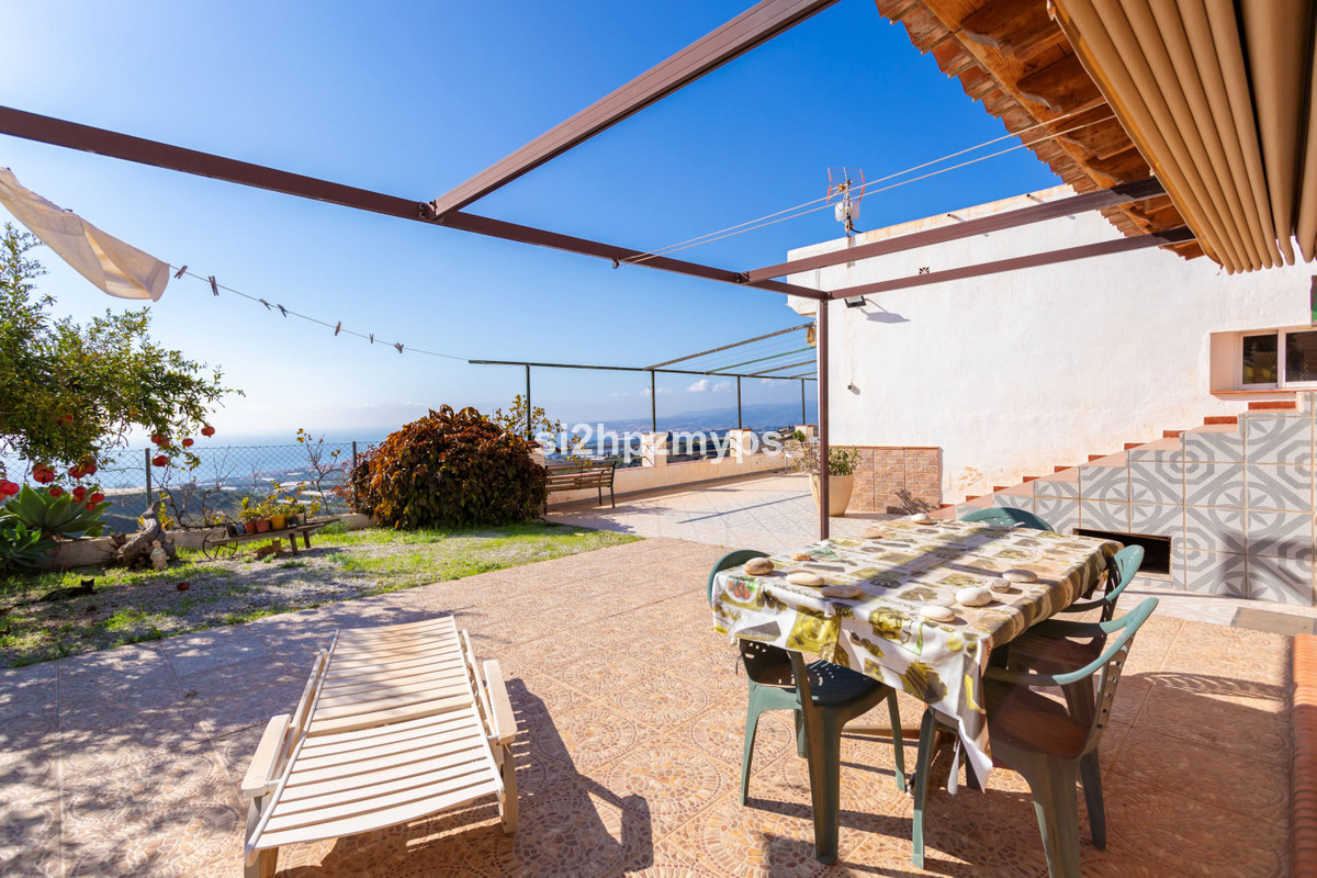 Se vende Villa - Chalet de 2 dormitorios en Costa Del Sol East, Málaga, España