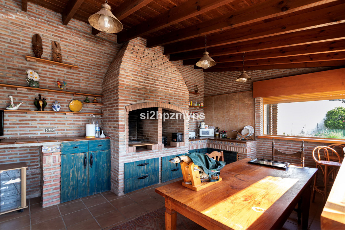 Se vende Villa - Chalet de 2 dormitorios en Costa Del Sol East, Málaga, España