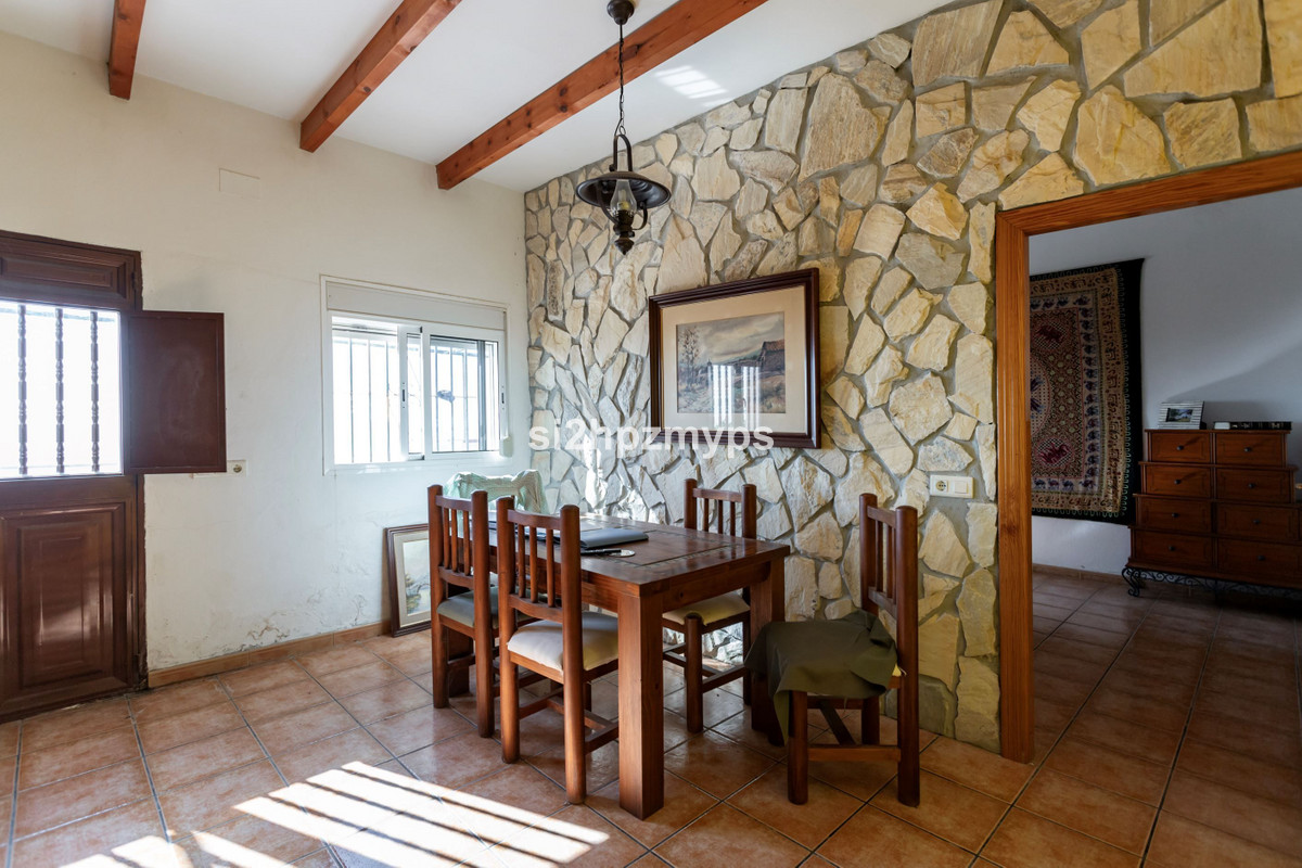 Se vende Villa - Chalet de 2 dormitorios en Costa Del Sol East, Málaga, España