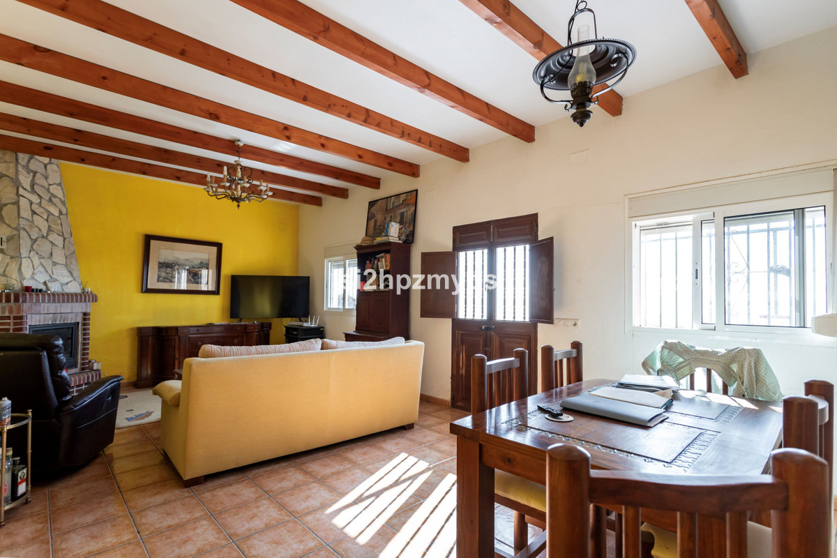 Se vende Villa - Chalet de 2 dormitorios en Costa Del Sol East, Málaga, España