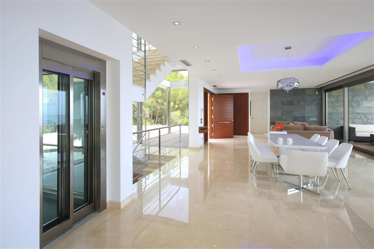 6 Bed Townhouse for sale in Altea Costa Blanca, Alicante, Spain