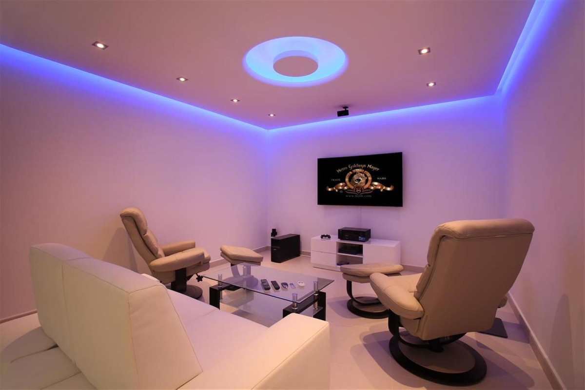 6 Bed Townhouse for sale in Altea Costa Blanca, Alicante, Spain