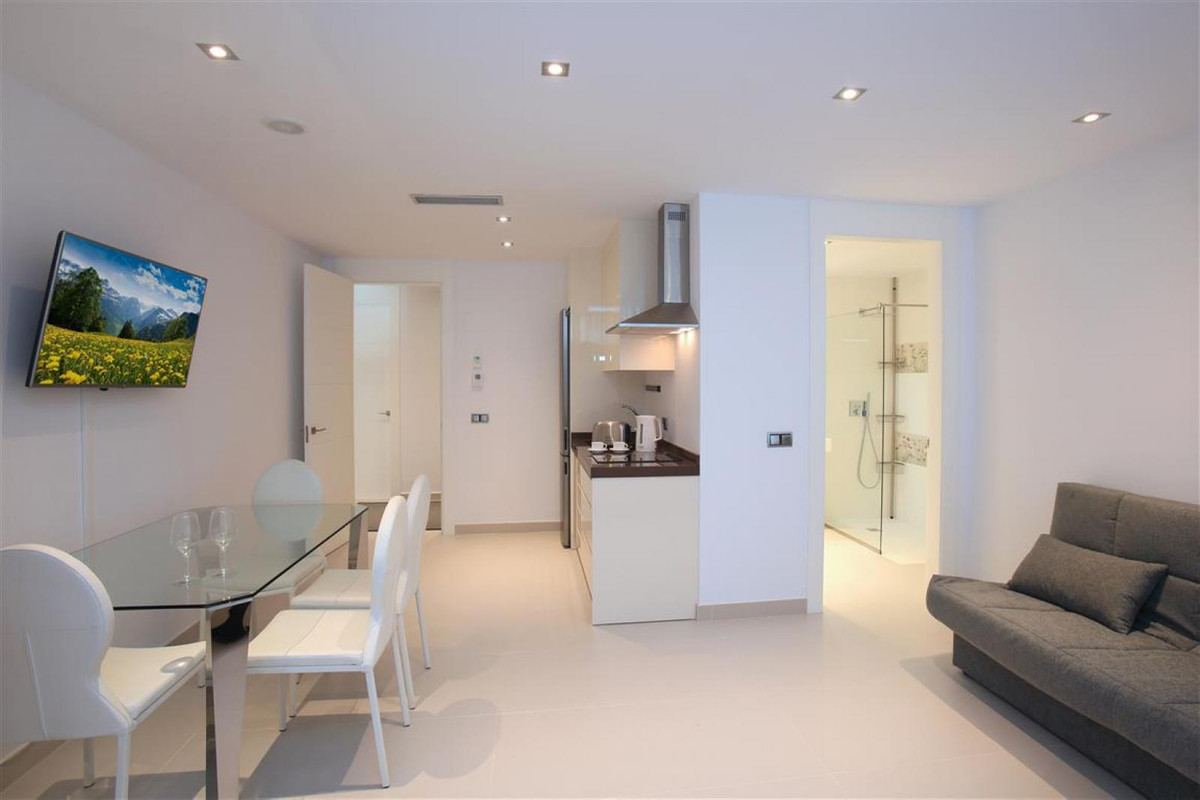 6 Bed Townhouse for sale in Altea Costa Blanca, Alicante, Spain