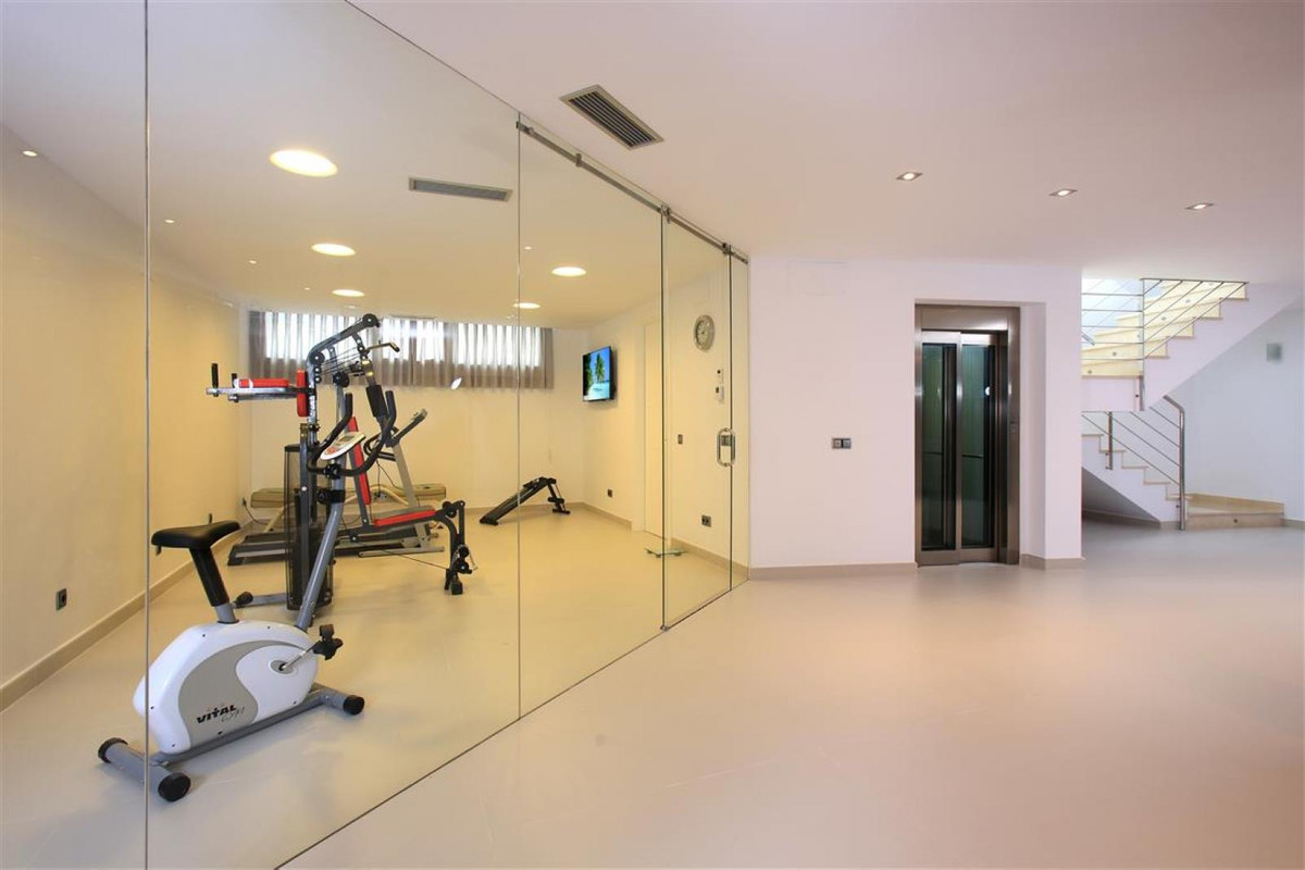 6 Bed Townhouse for sale in Altea Costa Blanca, Alicante, Spain