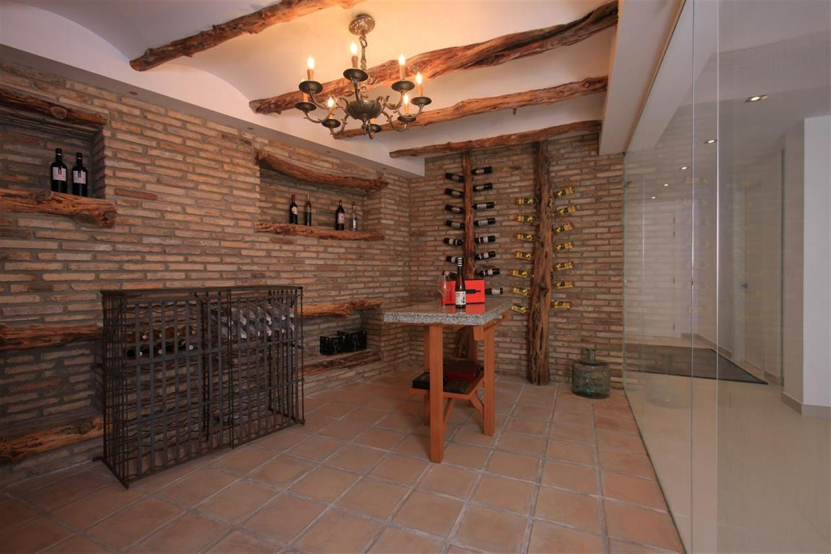 6 Bed Townhouse for sale in Altea Costa Blanca, Alicante, Spain