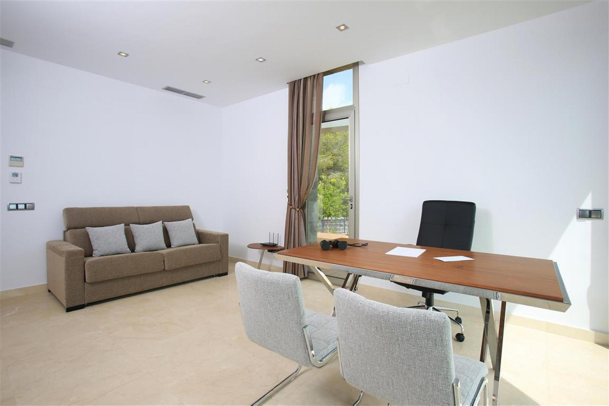6 Bed Townhouse for sale in Altea Costa Blanca, Alicante, Spain