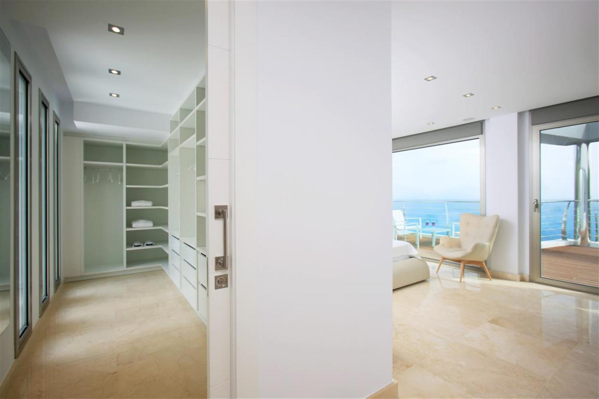 6 Bed Townhouse for sale in Altea Costa Blanca, Alicante, Spain