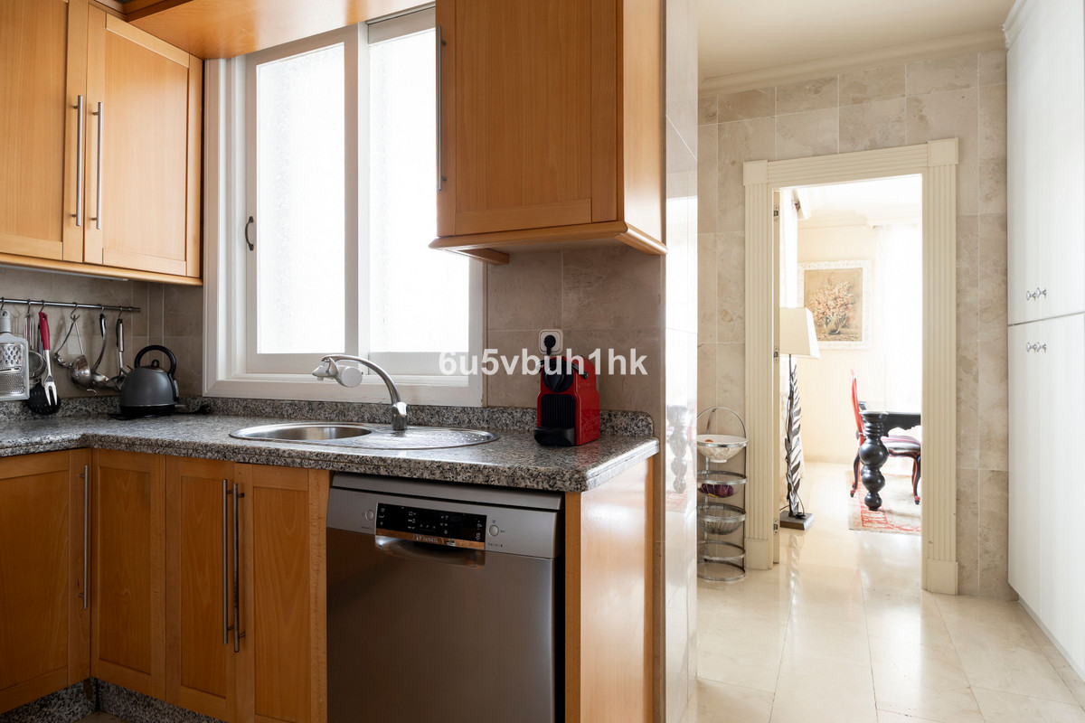 3 Bed Apartment for sale in Los Monteros Costa Del Sol, Málaga, Spain