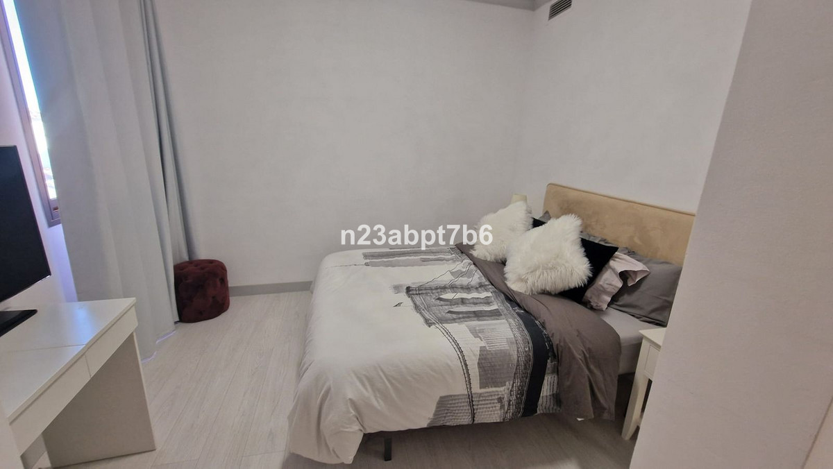 3 Bed Apartment for sale in El Paraiso Costa Del Sol, Málaga, Spain