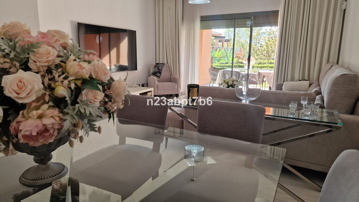Se vende Apartamento Planta Baja de 2 dormitorios en Costa Del Sol, Málaga, España
