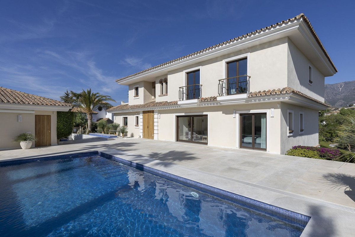 6 Bed Townhouse for sale in Mijas Golf Costa Del Sol, Málaga, Spain