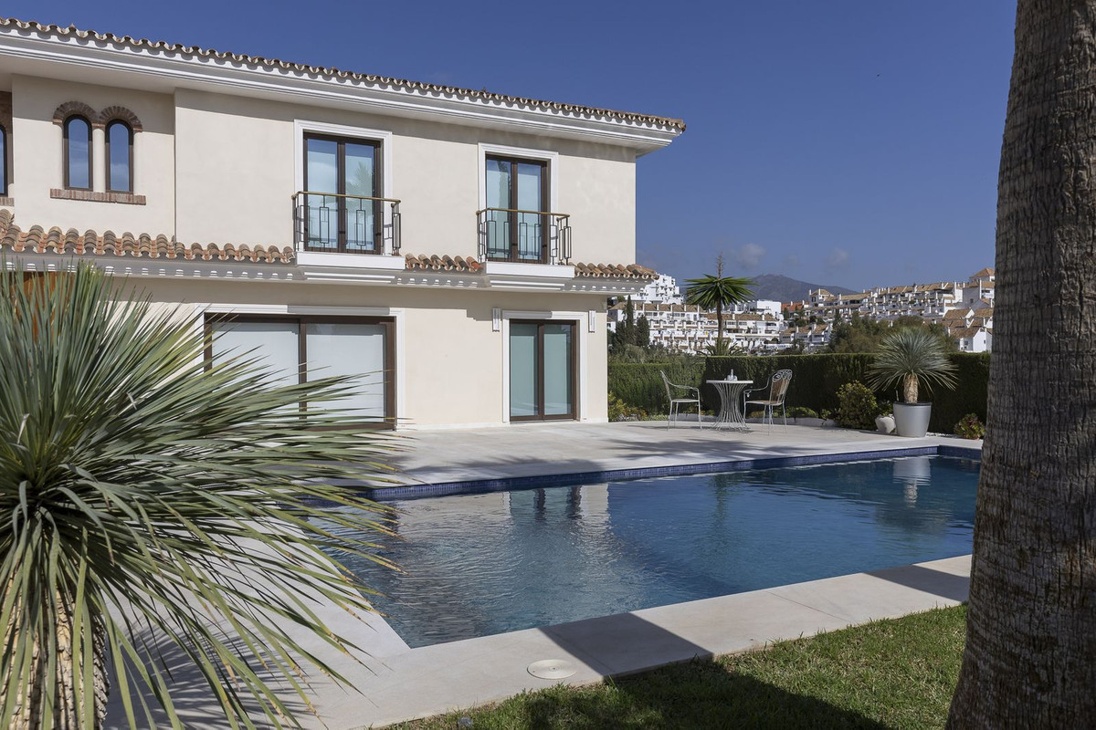 6 Bed Townhouse for sale in Mijas Golf Costa Del Sol, Málaga, Spain