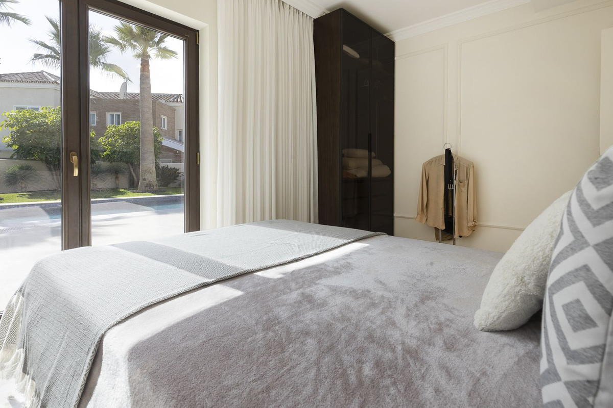 6 Bed Townhouse for sale in Mijas Golf Costa Del Sol, Málaga, Spain