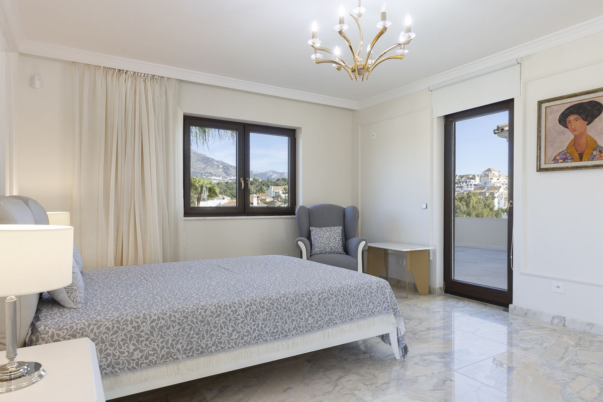 6 Bed Townhouse for sale in Mijas Golf Costa Del Sol, Málaga, Spain