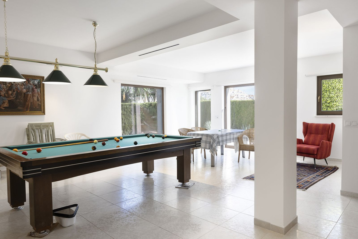 6 Bed Townhouse for sale in Mijas Golf Costa Del Sol, Málaga, Spain