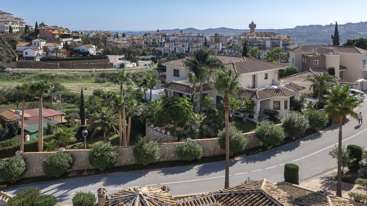 6 Bed Townhouse for sale in Mijas Golf Costa Del Sol, Málaga, Spain