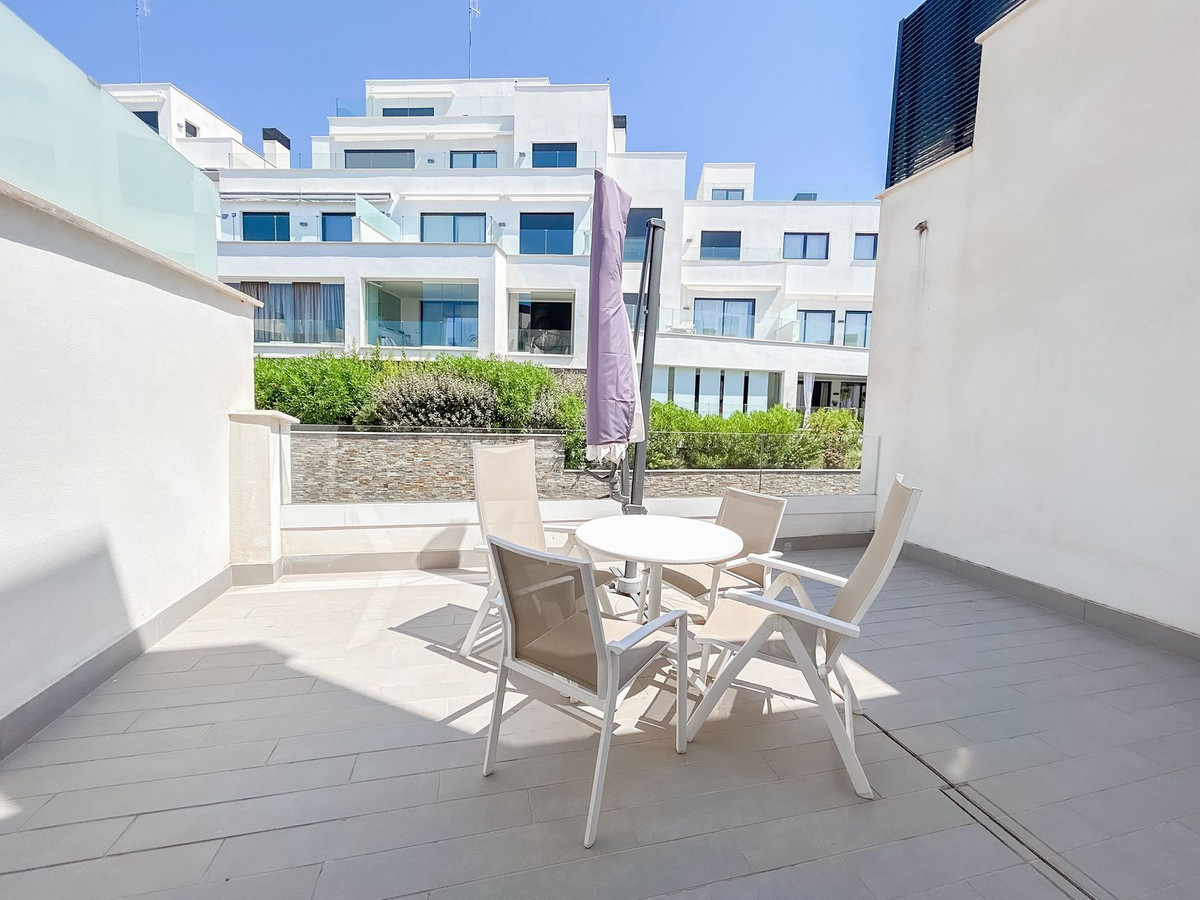 4 Bed Apartment for sale in Marbella Costa Del Sol, Málaga, Spain