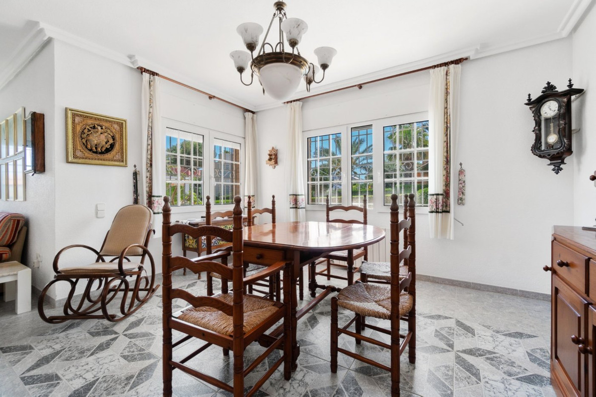 5 Bed Townhouse for sale in La Veleta Costa Blanca, Alicante, Spain