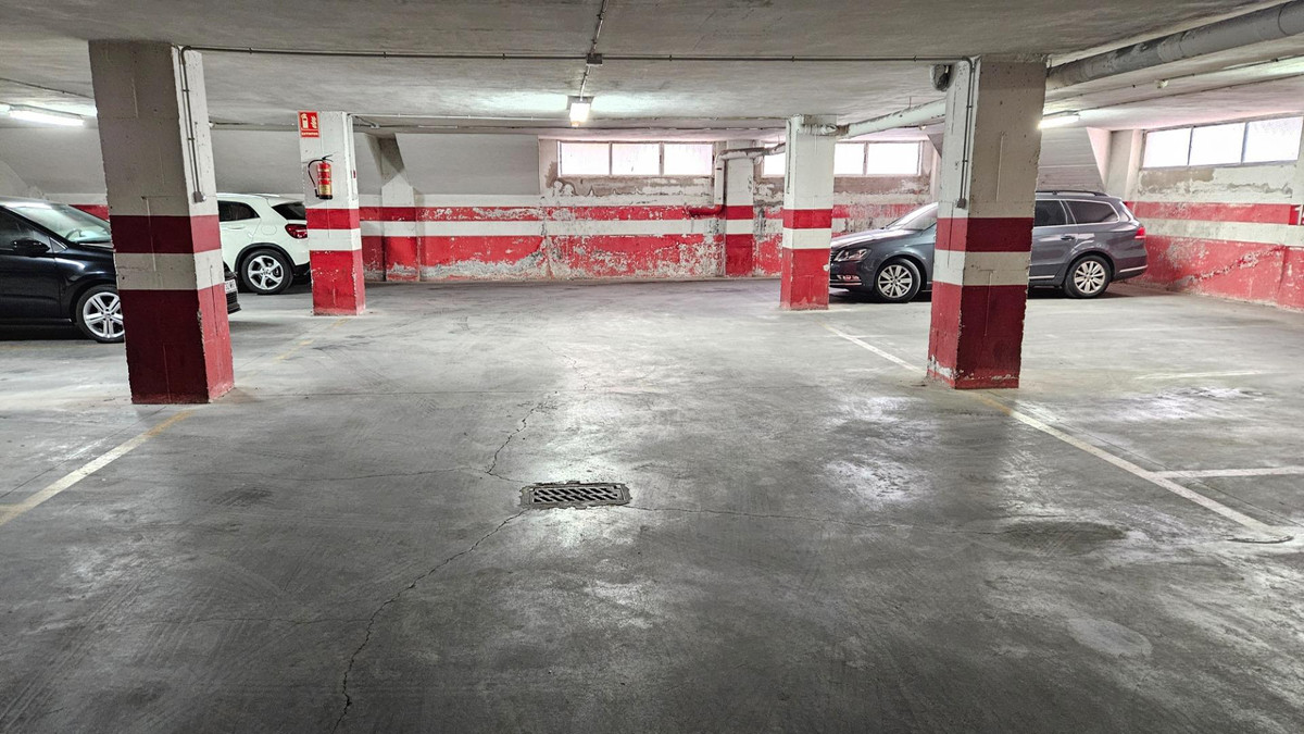 Se vende Garaje  en Costa Blanca, Alicante, España