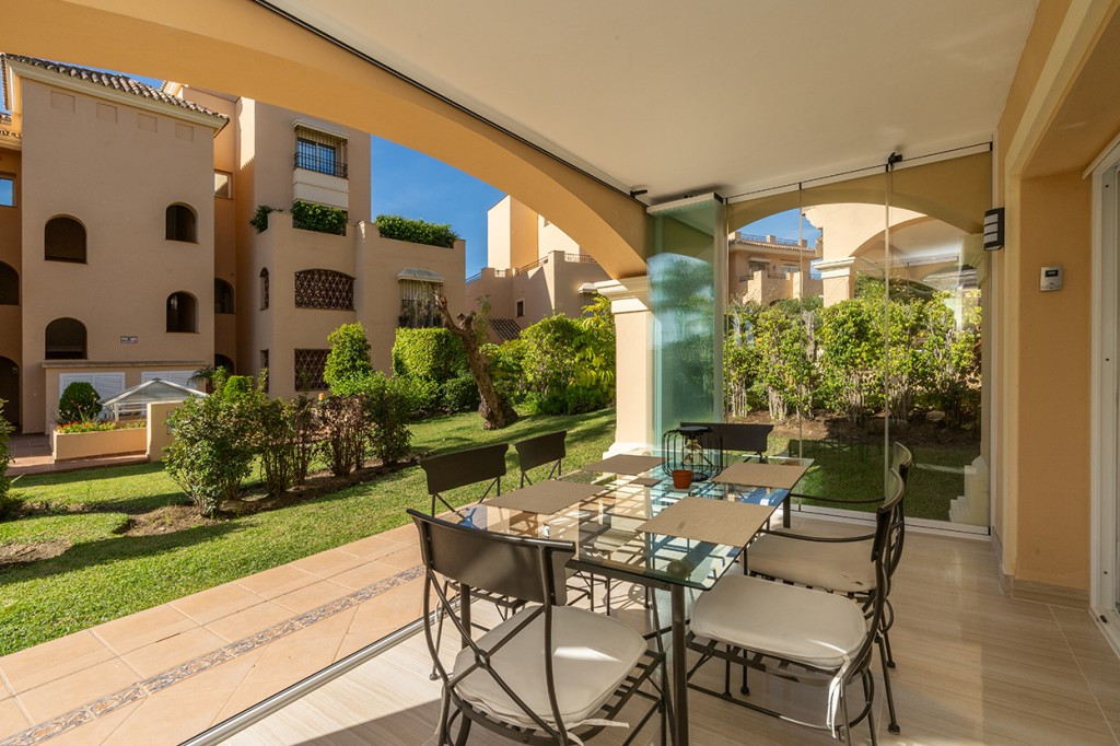 3 Bed Apartment for sale in Elviria Costa Del Sol, Málaga, Spain