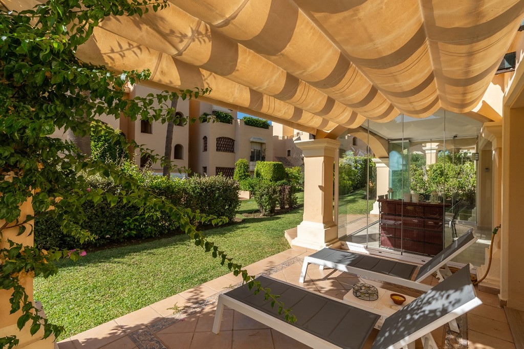 3 Bed Apartment for sale in Elviria Costa Del Sol, Málaga, Spain