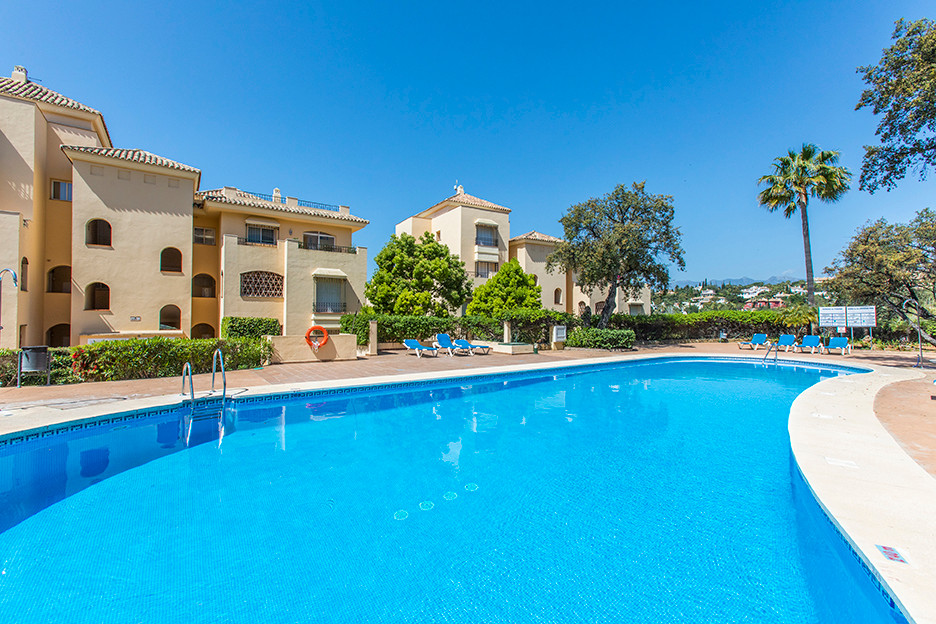 3 Bed Apartment for sale in Elviria Costa Del Sol, Málaga, Spain