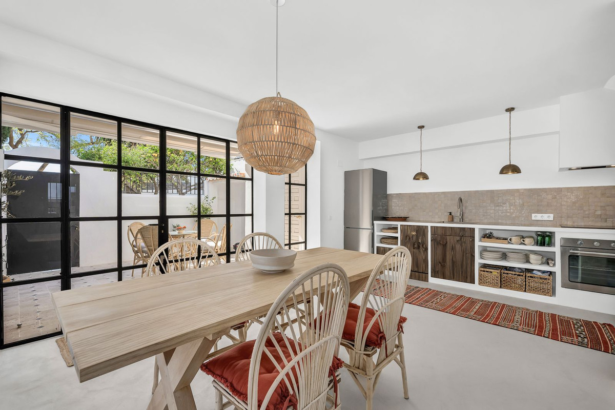 2 Bed Townhouse for sale in Marbella Costa Del Sol, Málaga, Spain