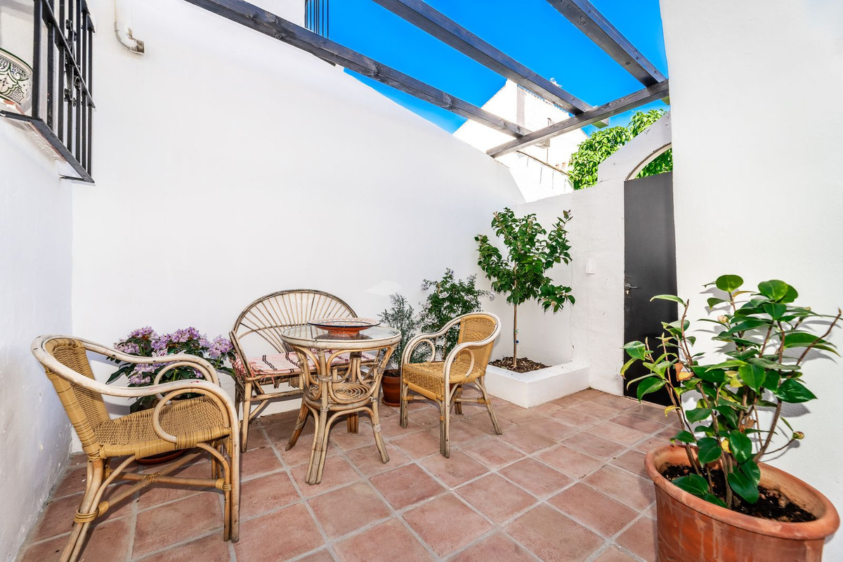2 Bed Townhouse for sale in Marbella Costa Del Sol, Málaga, Spain