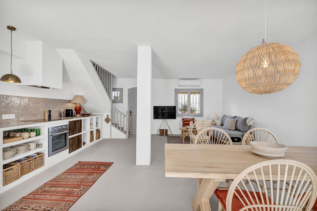 2 Bed Townhouse for sale in Marbella Costa Del Sol, Málaga, Spain