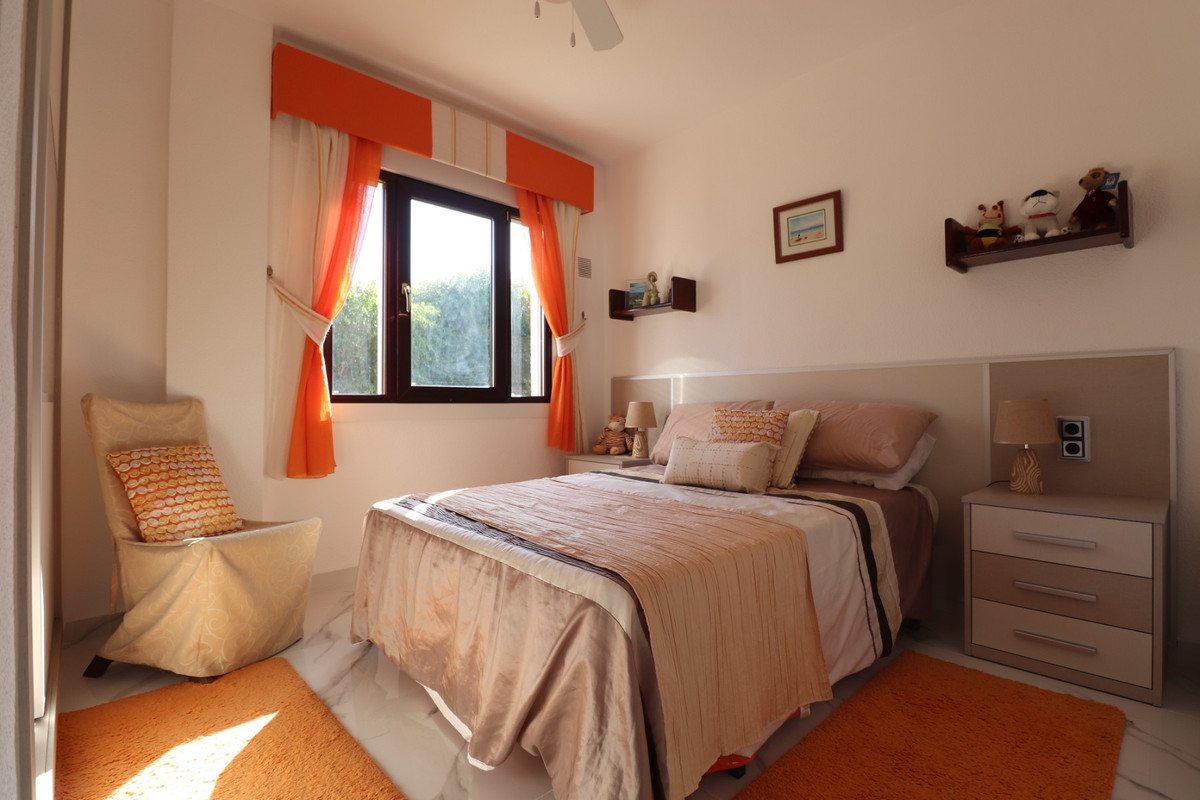 Se vende Villa - Chalet de 5 dormitorios en Costa Blanca, Alicante, España
