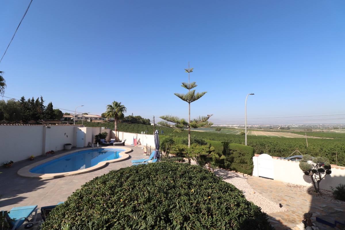 Se vende Villa - Chalet de 5 dormitorios en Costa Blanca, Alicante, España