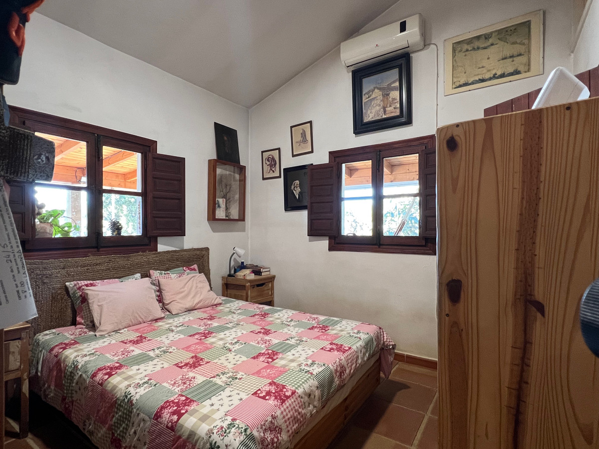 Se vende Villa - Chalet de 3 dormitorios en Costa Del Sol East, Málaga, España